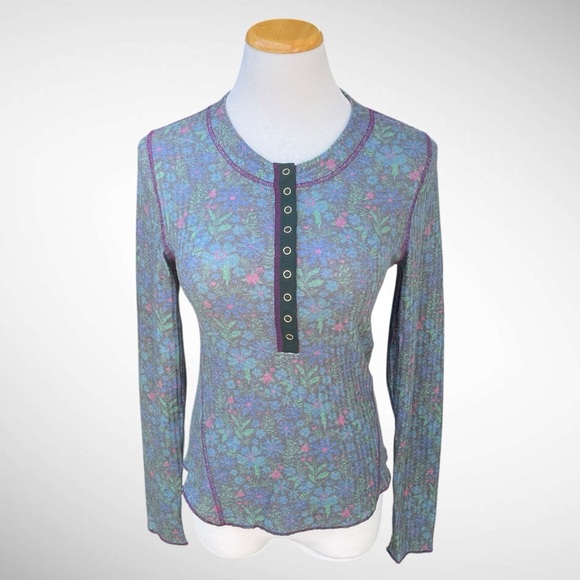 Natural Life Reagan Thermal Floral Henley *RUNS SMALL* Long Sleeves Snap Front - Picture 3 of 14